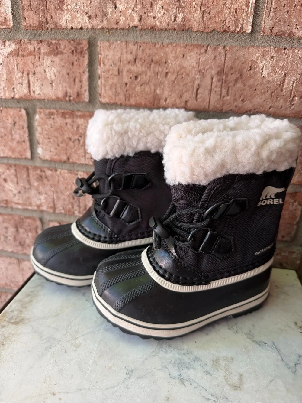 Sorel Kids Black & White Sherpa-Lined Rain Snow Boots